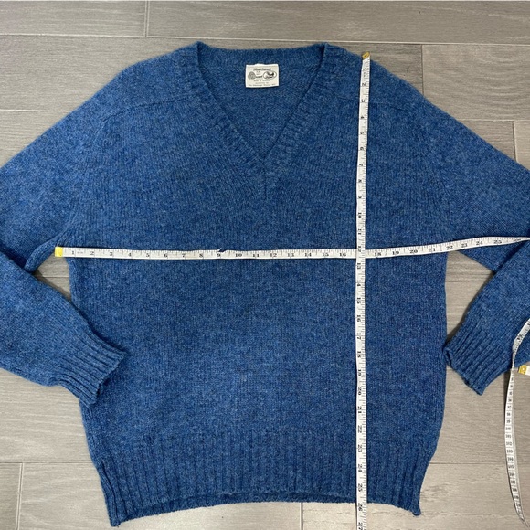 Vintage Shetland Pure New Wool V-Neck Sweater Blue Made In Scotland Classic 40 M - Picture 14 of 15